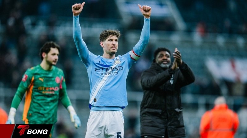 John Stones và đỉnh cao khó quên ở Istanbul